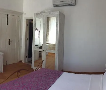 Lavanta Cunda Hotel *