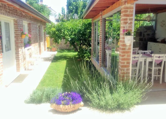 מלון Lavanta Cunda